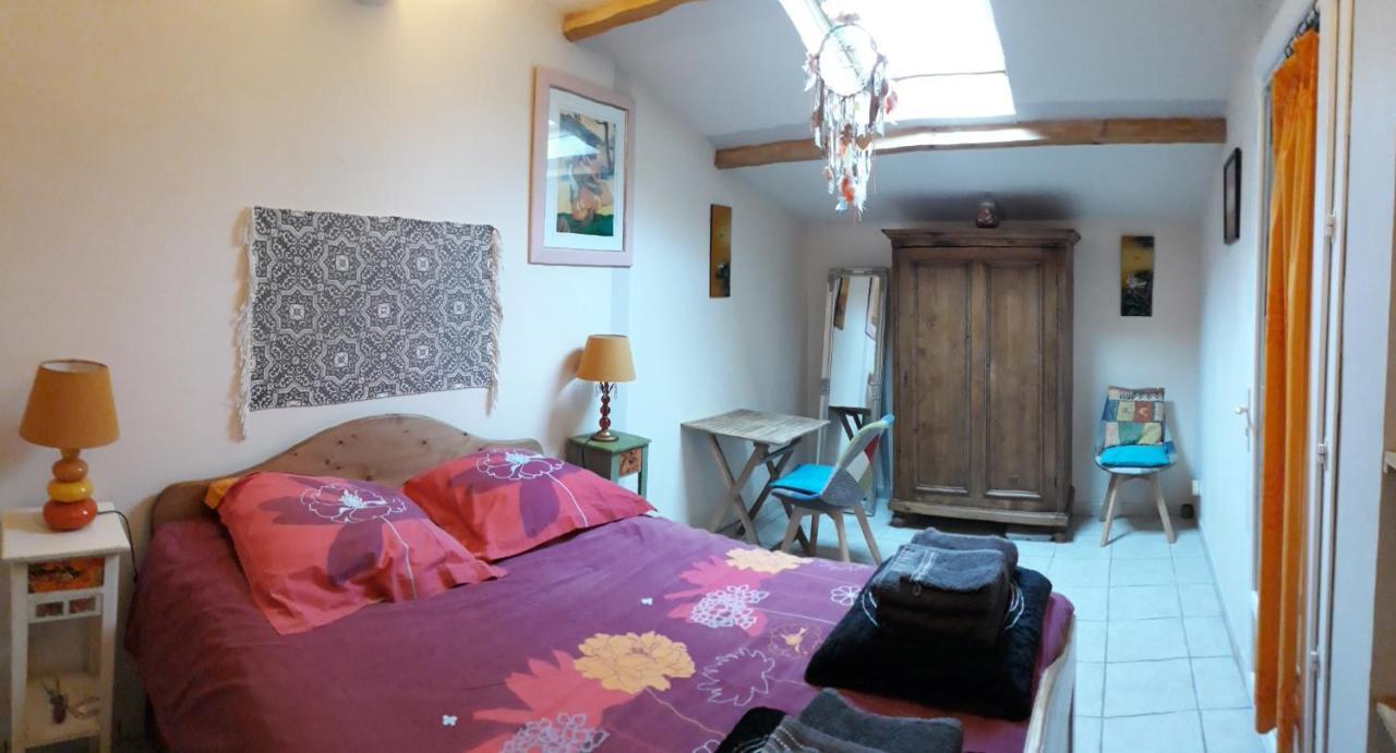 Hotel Patin Couffin Puyloubier Zewnętrze zdjęcie