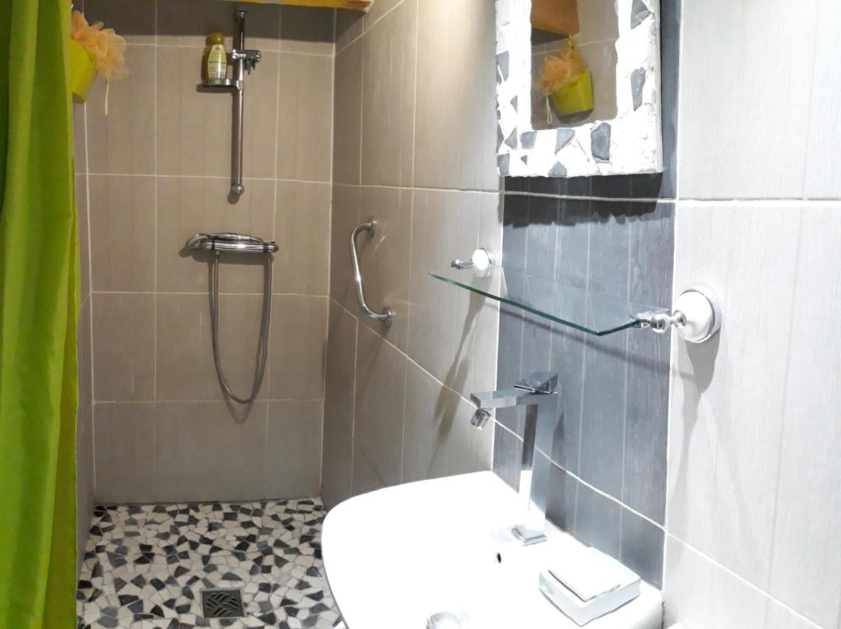 Hotel Patin Couffin Puyloubier Zewnętrze zdjęcie