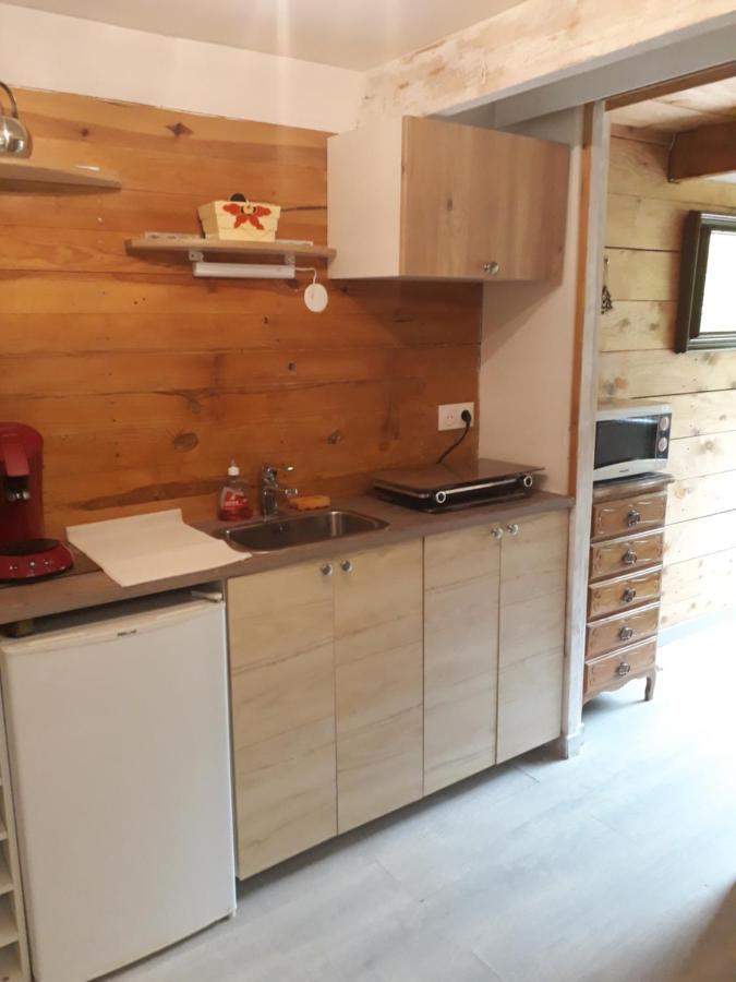 Hotel Patin Couffin Puyloubier Zewnętrze zdjęcie
